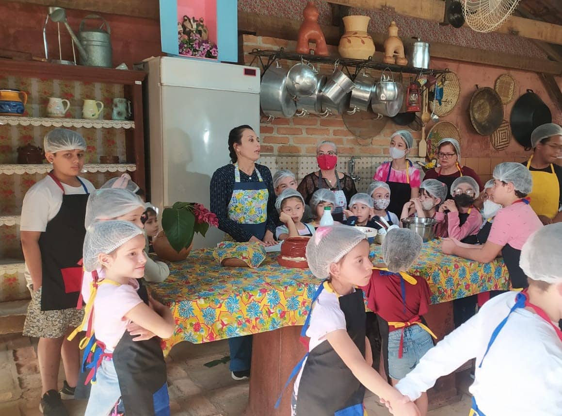 criancas-participam-de-oficina-de-culinaria-tropeira-tv-sorocaba