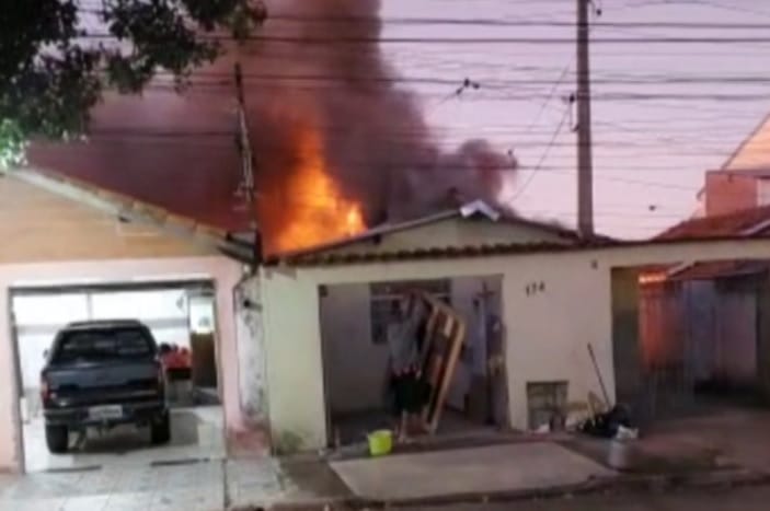 inc&ecirc;ndio casa
