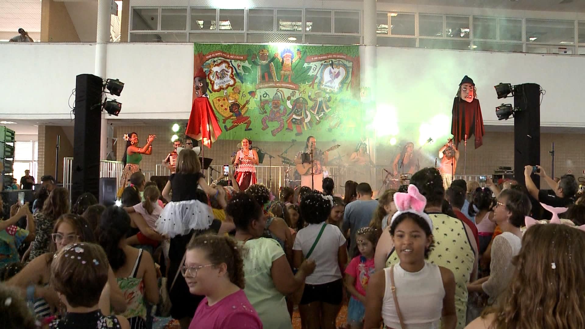 Matinê e bloco de rua fecham o carnaval em Sorocaba