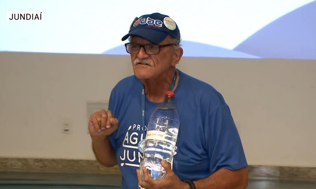 ensina &aacute;gua