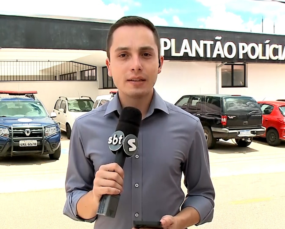 Rep&oacute;rter Luis Negrelli comentando sobre o caso