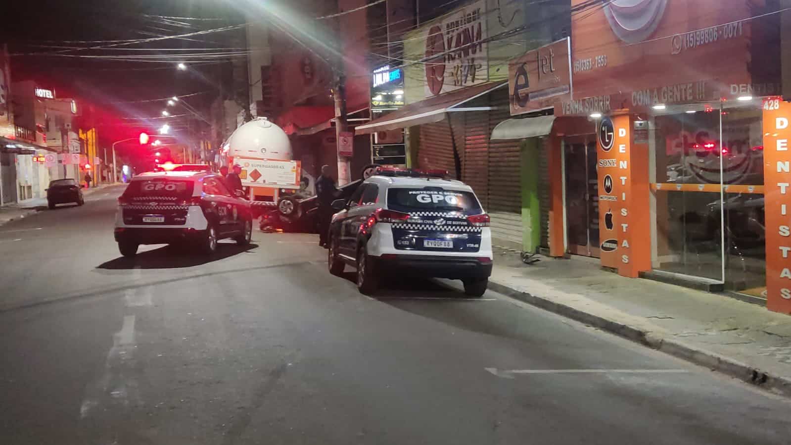 Acidente de carro em Boituva na madrugada de hoje deixa v&iacute;timas