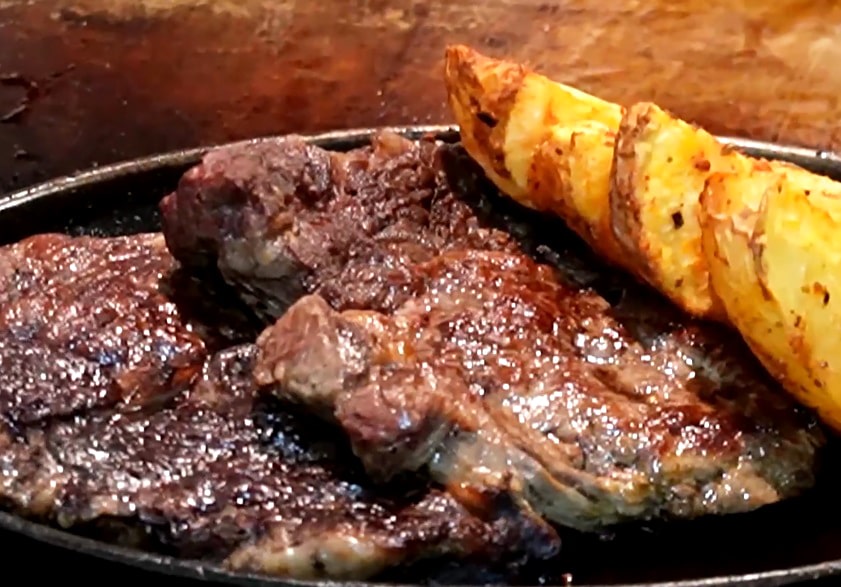 Prato feito no restaurante Tasty Grill.