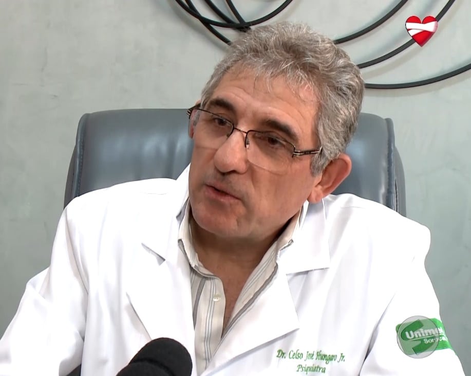 M&eacute;dico falando sobre a Campanha Setembro Amarelo.