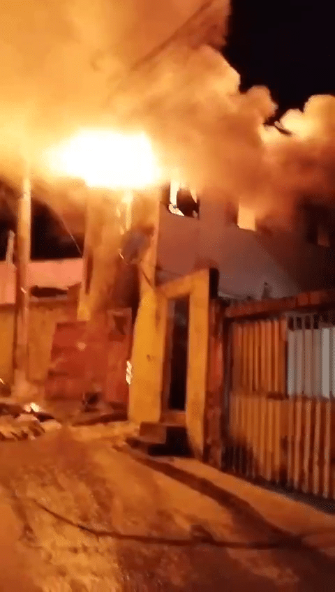 Casa pega fogo em Sorocaba; Defesa Civil interdito im&oacute;vel