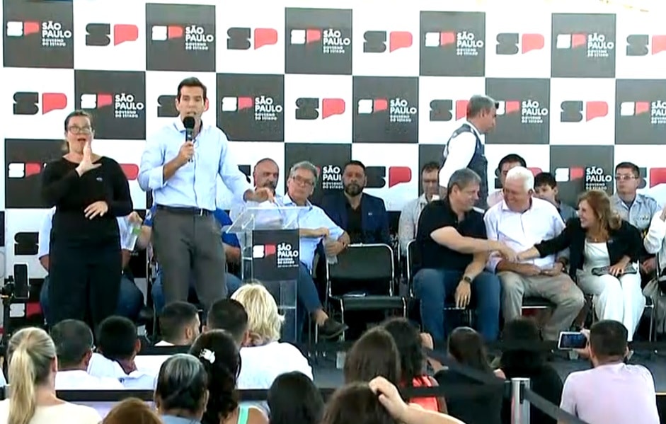 Evento da entrega de obras em Boituva.