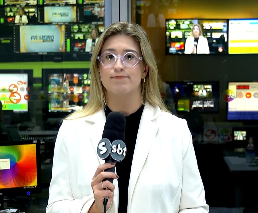 Rep&oacute;rter Nicole Bonentti falando sobre o caso.