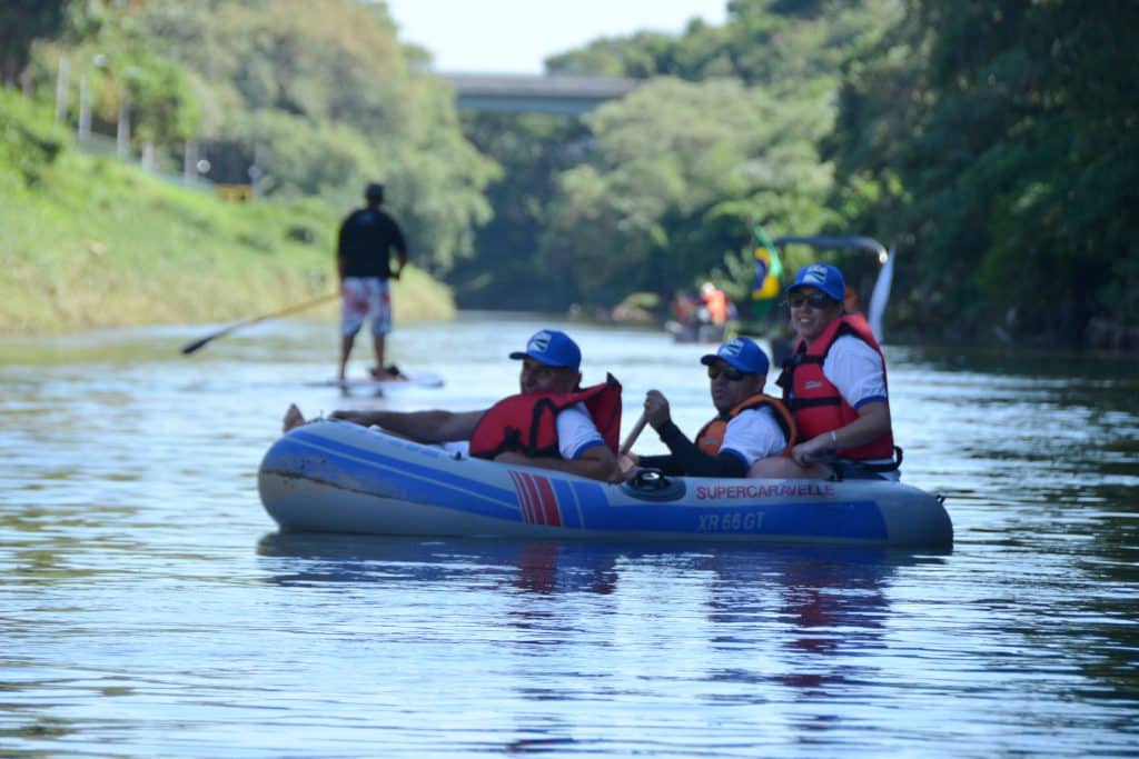 Descida de barco do Rio Sorocaba comemora o Dia Mundial da &Aacute;gua