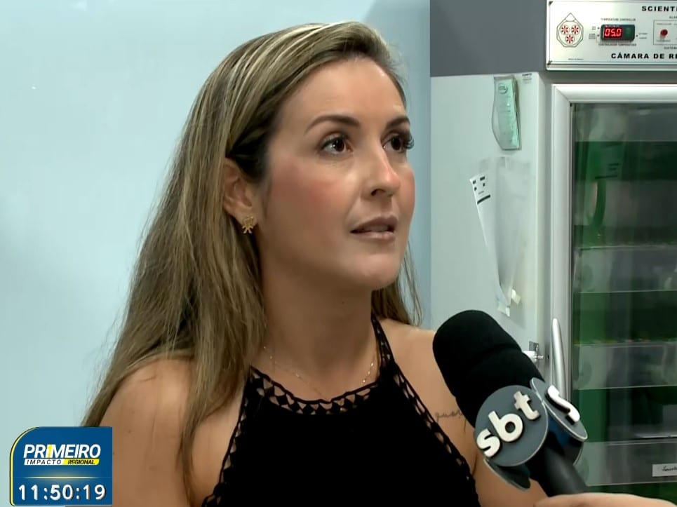Supervisora da Centra de Vacinas falando sobre a vacina&ccedil;&atilde;o.