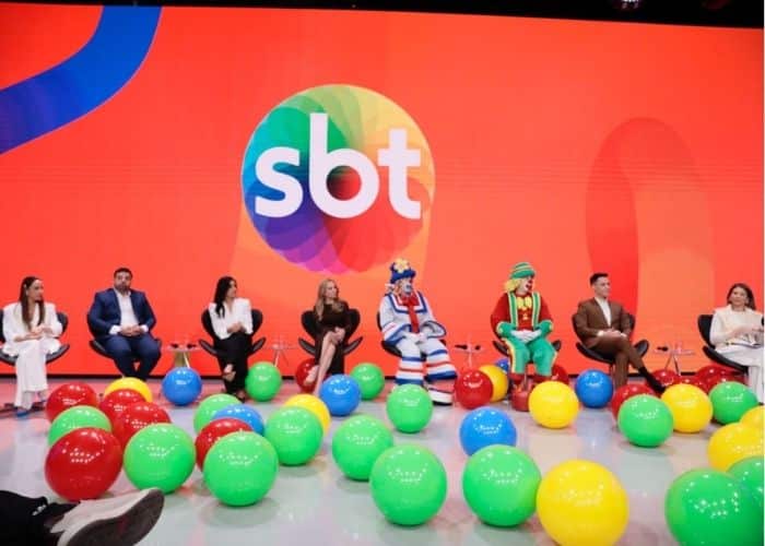 Coletiva de imprensa do SBT falando sobre a nova programa&ccedil;&atilde;o.