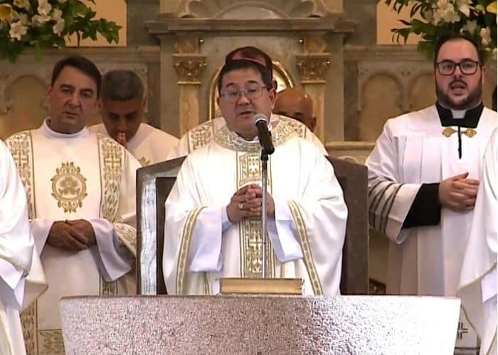 Dom J&uacute;lio Akamine.