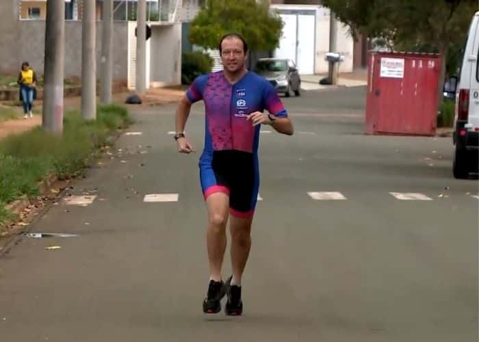 Triatleta de Boituva correndo.