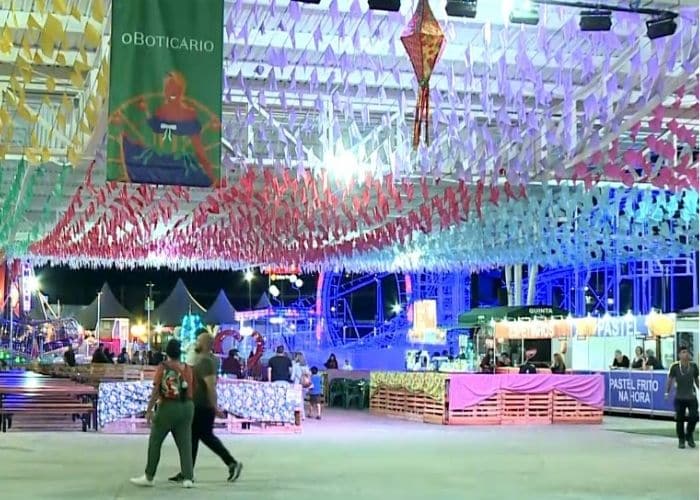 P&aacute;tio da Festa Junina de Votorantim.