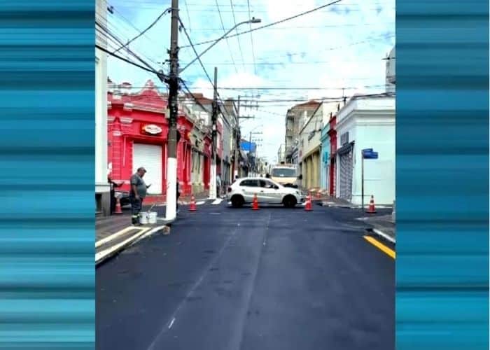 rua Floriano Peixoto.