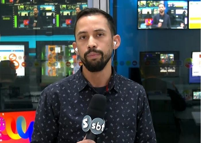 Rep&oacute;rter Ed Passos falando sobre.