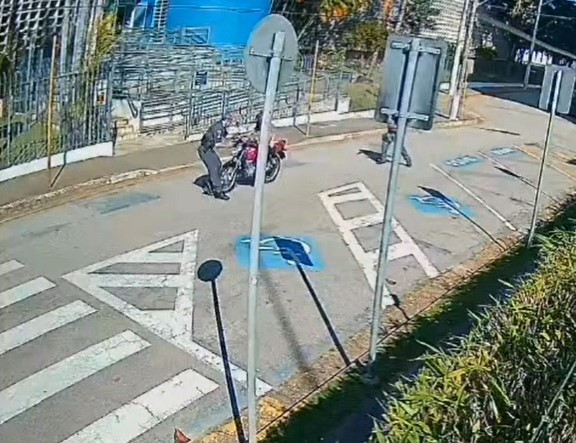 policial atropelado