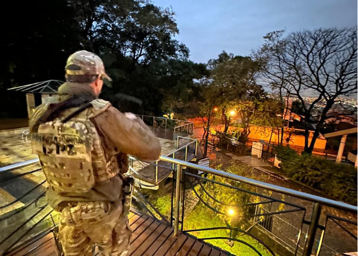 Opera&ccedil;&atilde;o contra tr&aacute;fico e lavagem de dinheiro