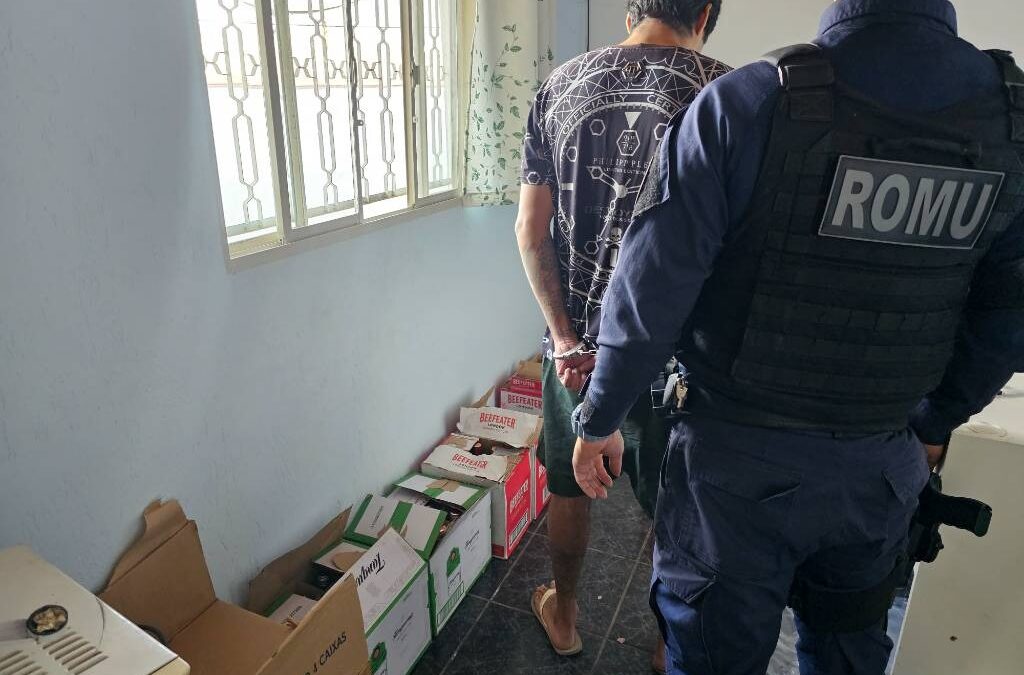 Guardas Municipais prendem homem por falsificar bebidas em Campo Limpo Paulista