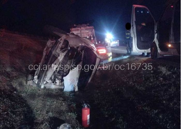 Motorista morre em capotamento na Rodovia Deputado Archimedes Lammoglia, em Itu