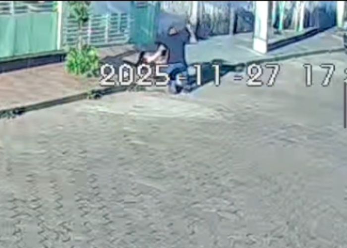 Mulher &eacute; morta pelo ex a facadas na cal&ccedil;ada na frente do filho
