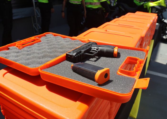 Agentes de tr&acirc;nsito passam a utilizar armas n&atilde;o letais em Sorocaba
