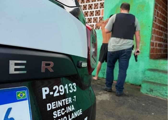 Opera&ccedil;&atilde;o Senex cumpre mandados, det&eacute;m quatro envolvidos e recolhe drogas, celulares e materiais usados no tr&aacute;fico