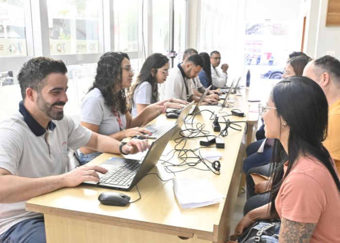 Inscri&ccedil;&otilde;es para processo seletivo da Toyota esgotam em tempo recorde