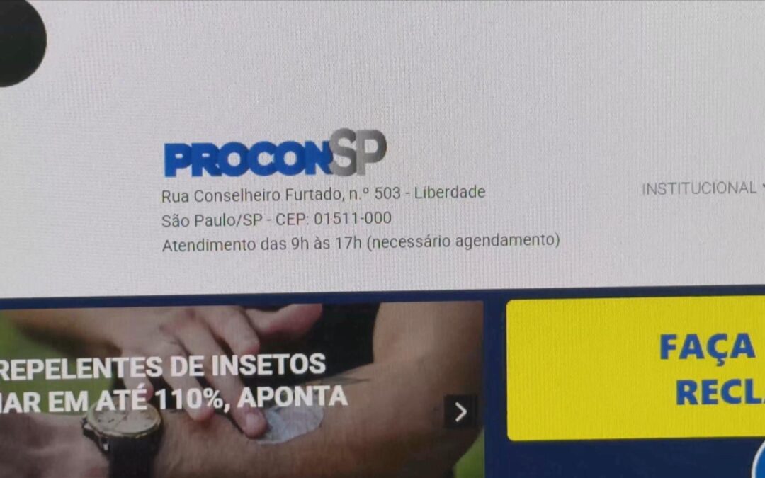 Estudantes que finalizaram curso superior aguardam emissão de certificado