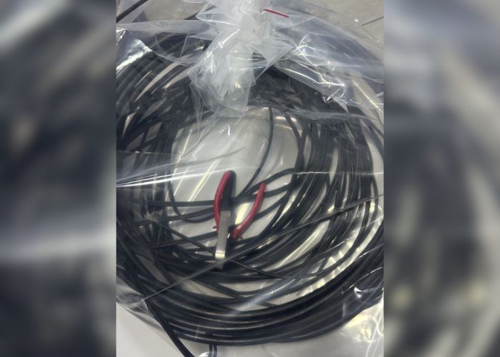 Homem &eacute; detido furtando fia&ccedil;&atilde;o p&uacute;blica, em Sorocaba