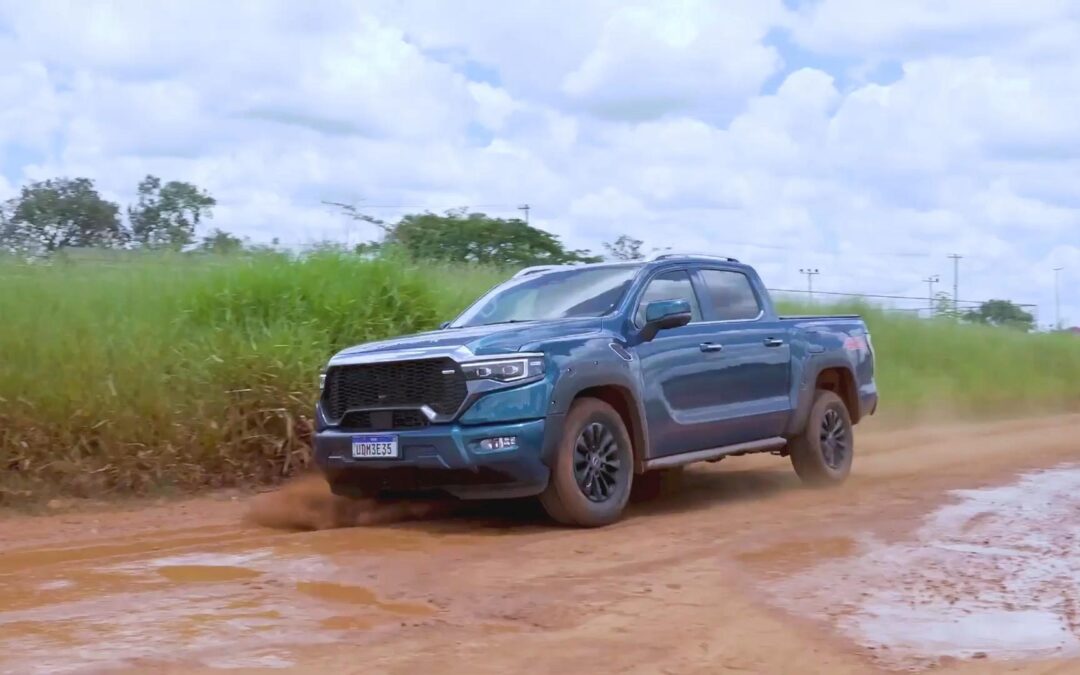 Benê Autos TV: picape híbrida a diesel, alta dos carros de coleção e novo esportivo japonês