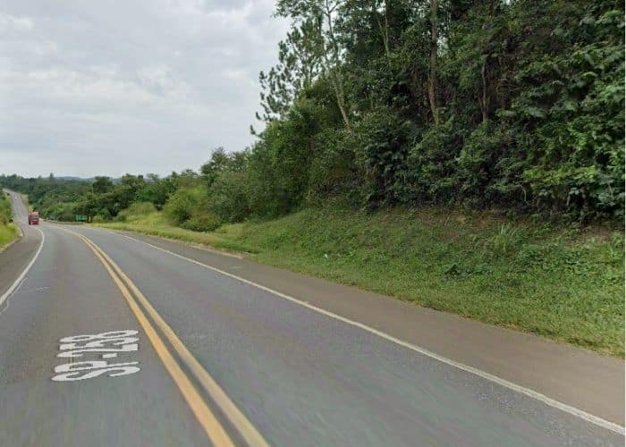 Corpo de homem com marcas de tiros é encontrado às margens da SP-258 em Itapeva