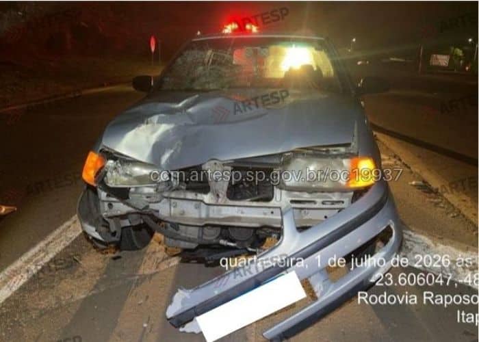 Imagem do carro ap&oacute;s atropelar o pedestre
