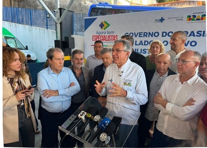 Ministro da Saúde entrega novos equipamentos ao BOS e anuncia reforço para a saúde em SP