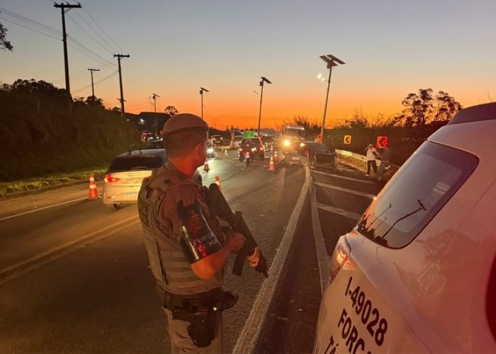 Homem morre após acidente com moto roubada durante fuga em Campo Limpo Paulista