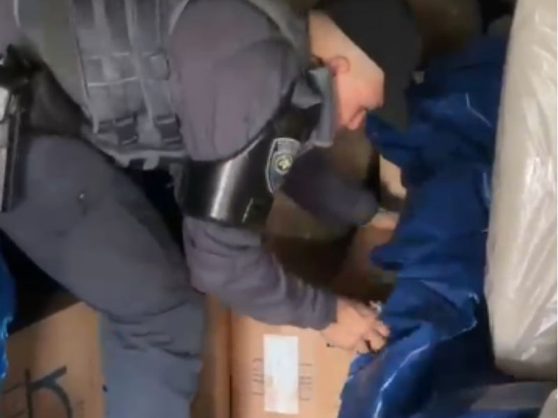 Mais de 200 mil maços de cigarros contrabandeados são apreendidos em Angatuba