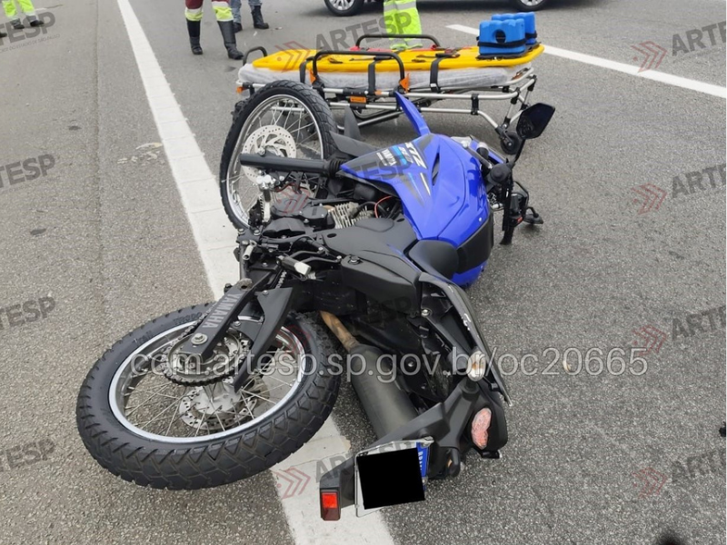 Motociclista morre ap&oacute;s bater na traseira de utilit&aacute;rio na SP-075, em Sorocaba