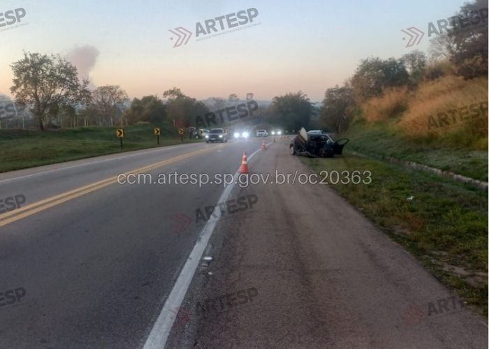 Colisão frontal com duas vítimas fatais em Laranjal Paulista