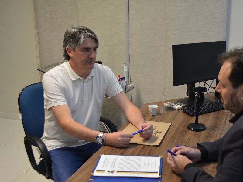 Rogério Pécora assume a prefeitura de Votorantim