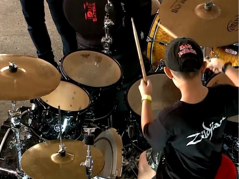 Festival reúne mais de 500 bateristas em Votorantim