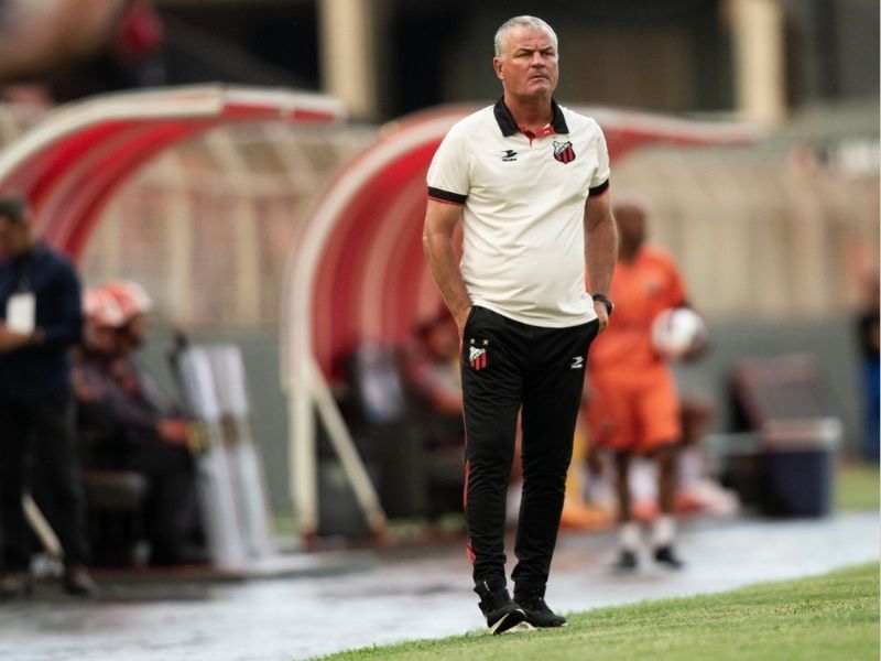 Ituano anuncia saída do técnico Mazola Júnior
