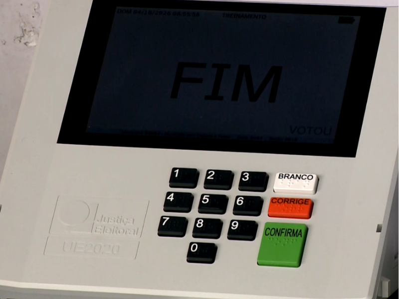 Urnas eletrônicas ganham melhorias de acessibilidade para eleitores com deficiência visual
