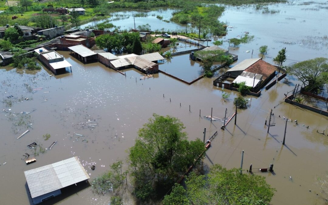 Chuva provoca alagamentos e cerca de 200 famílias deixam casas em Itapetininga