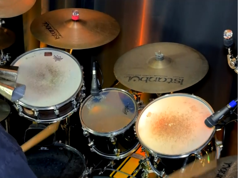 Música e autismo: bateria ajuda alunos a desenvolver talentos em Sorocaba